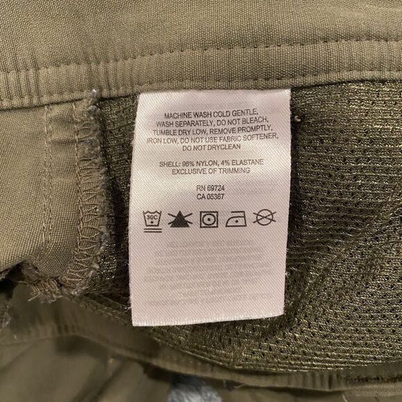 COLUMBIA Shorts Men's Size 30 (tag says 32) OMNI-SHIELD Olive Green Hiking - Picture 8 of 10